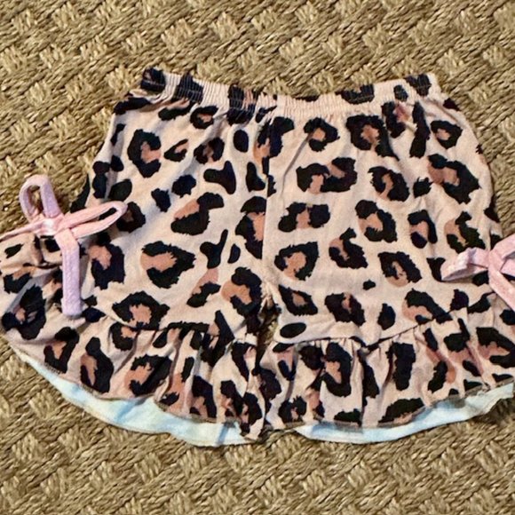 Boutique short outfit - Picture 3 of 5